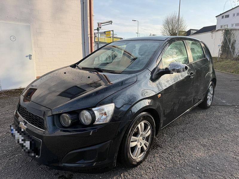 Gebraucht Chevrolet Aveo LT 101 PS (74 kW) 2011 Schwarz Kleinwagen