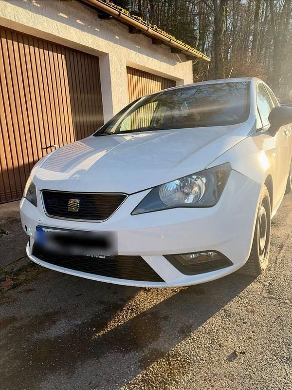 Weiß Gebraucht 2012 Seat Ibiza Style Kleinwagen | 3.300 € (Guter Preis) - Bild 1/4