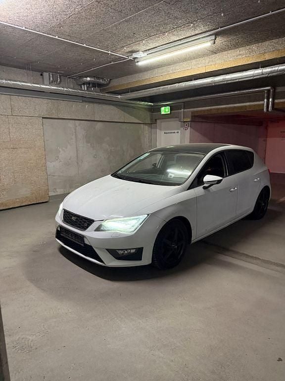 Gebraucht Seat Leon FR 179 PS (131 kW) 2013 Weiß Limousine