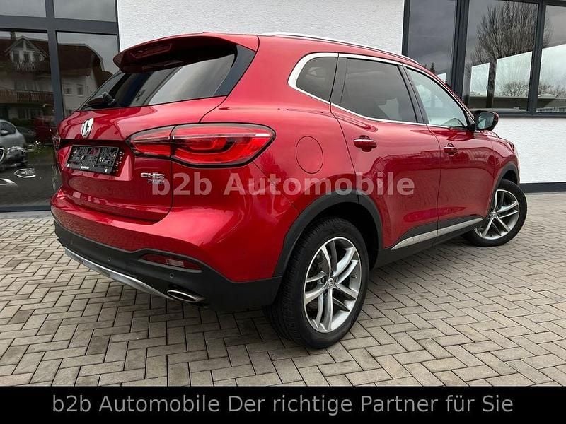 Second-hand MG EHS Luxury 258 CP (189 kW) 2022 Roșu SUV