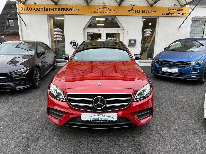 Gebraucht Mercedes E300 AMG line 194 PS (142 kW) 2020 Rot Limousine