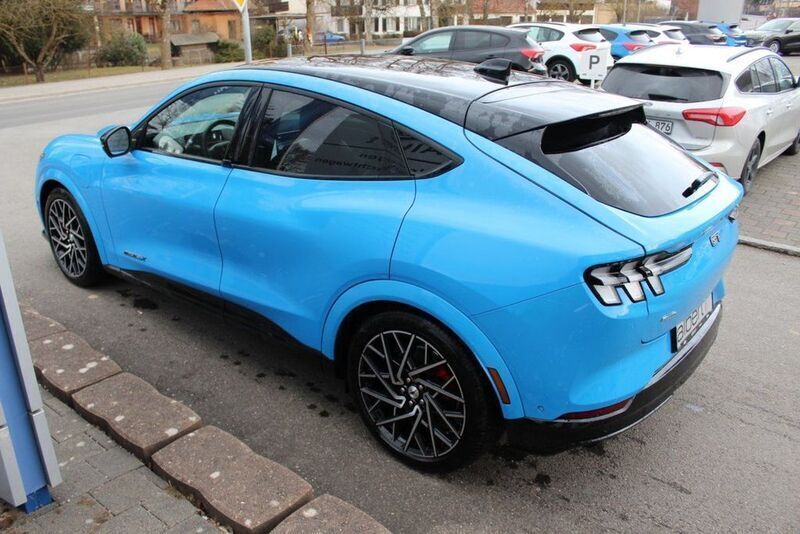 Gebraucht Ford Mustang Mach-E GT 358 kW (487 PS) 2021 Blau SUV