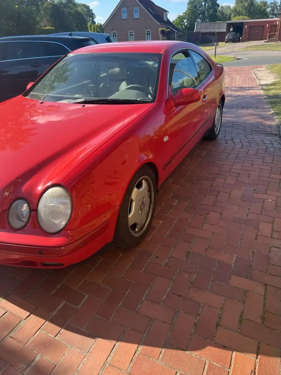 Gebraucht Mercedes CLK320 218 PS (160 kW) 1999 Rot Coupé