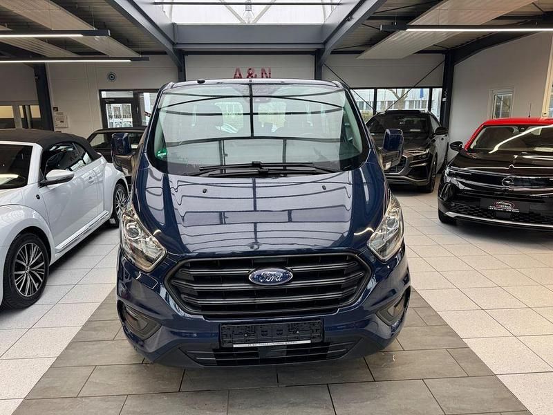 Gebraucht Ford Tourneo 170 PS (125 kW) 2019 Blau Kombi