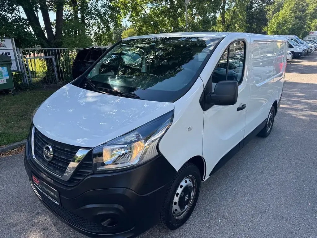 Gebraucht Nissan NV300 95 PS (69 kW) 2019 Glacier white (s) Van