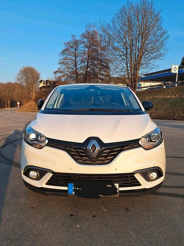 Gebraucht Renault Scénic IV 140 PS (102 kW) 2019 Weiß Van / Kleinbus