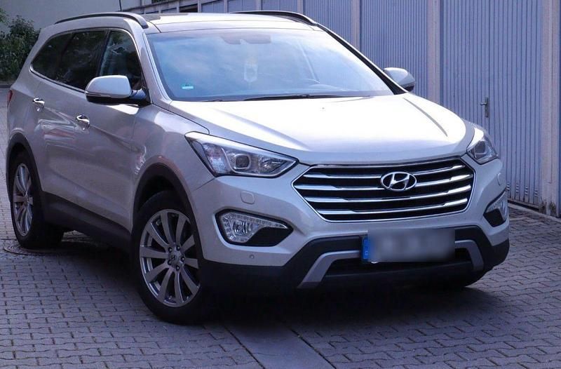 Beige Gebraucht 2015 Hyundai Grand Santa Fe SUV | 14.500 € (Superpreis) - Bild 1/4