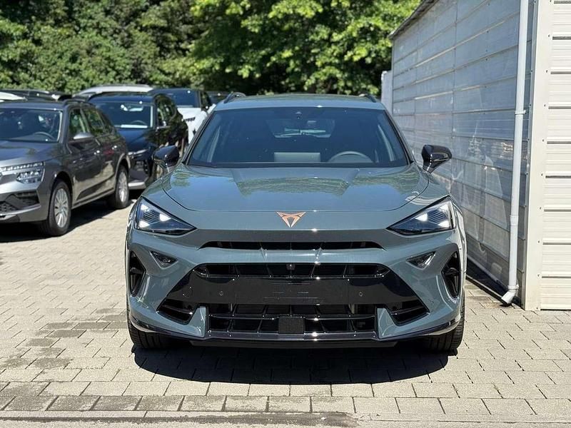 Fiord blau Neu 2025 Cupra Formentor VZ SUV | 41.440 € (Guter Preis) - Bild 1/3