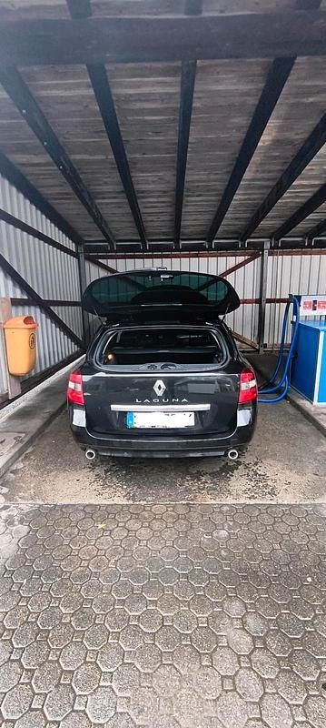 Gebraucht Renault Laguna III 173 PS (127 kW) 2011 Schwarz Kombi