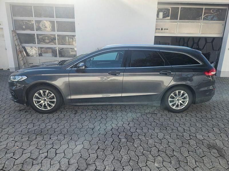 Gebraucht Ford Mondeo Titanium 190 PS (139 kW) 2020 Grau Limousine