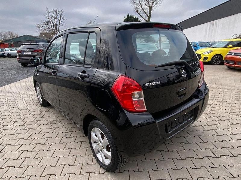 Gebraucht Suzuki Celerio 68 PS (50 kW) 2015 Schwarz Kleinwagen