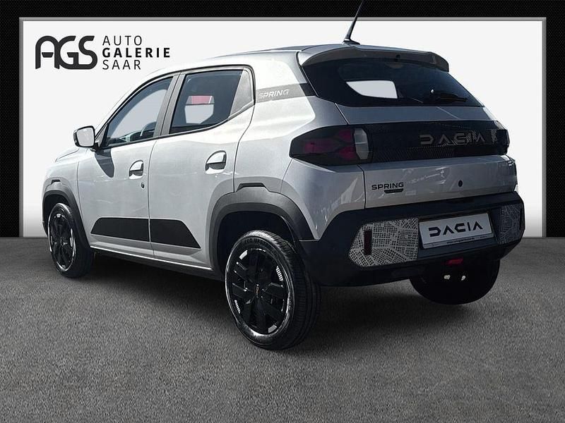 Neu Dacia Spring Expression 33 kW (45 PS) 2026 Silber Kleinwagen