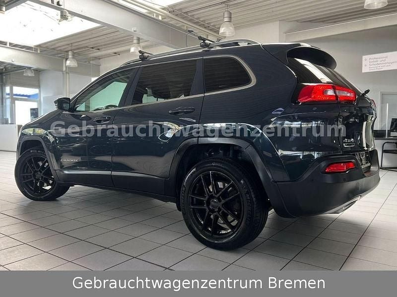 Gebraucht Jeep Cherokee Limited 200 PS (147 kW) 2016 Grau SUV