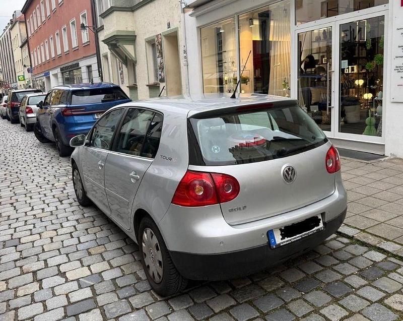 Gebraucht VW Golf V 80 PS (58 kW) 2007 Silber Limousine