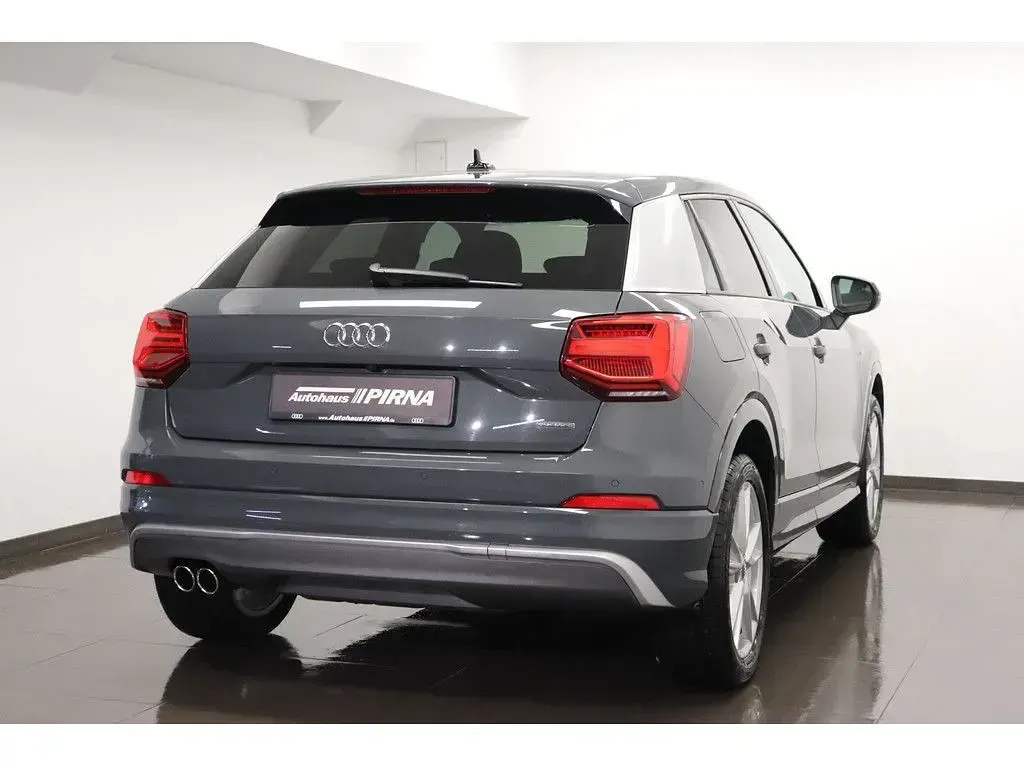 Gebraucht Audi Q2 Design 190 PS (139 kW) 2019 Nanograu metallic SUV