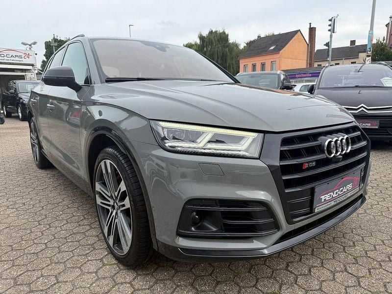 Quantumgrau Gebraucht 2017 Audi SQ5 Sport SUV | 29.950 € (Etwas zu teuer) - Bild 1/4