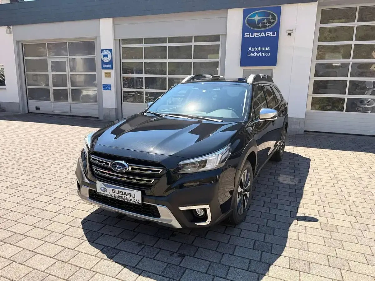 Gebraucht Subaru Outback Platinum 169 PS (124 kW) 2026 Crystal black silica Kombi