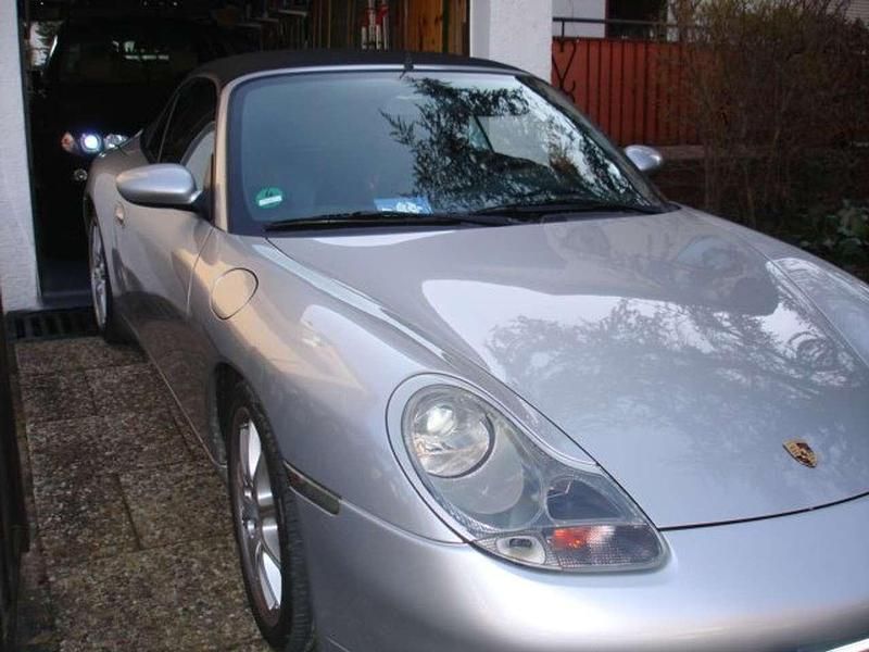 Schwarz Gebraucht 2001 Porsche 911 Carrera 4 Cabriolet Cabrio | 25.900 € - Bild 1/4
