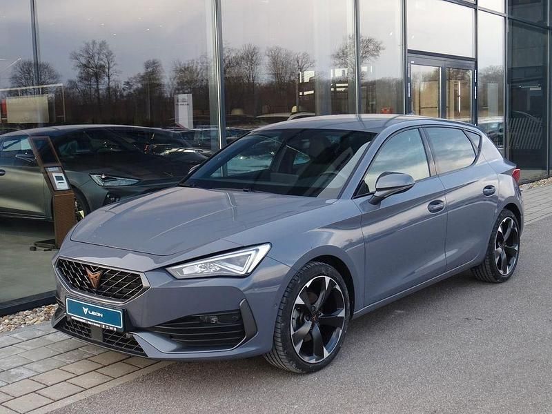 Gebraucht Cupra Leon 150 PS (110 kW) 2023 Graphene grau Limousine