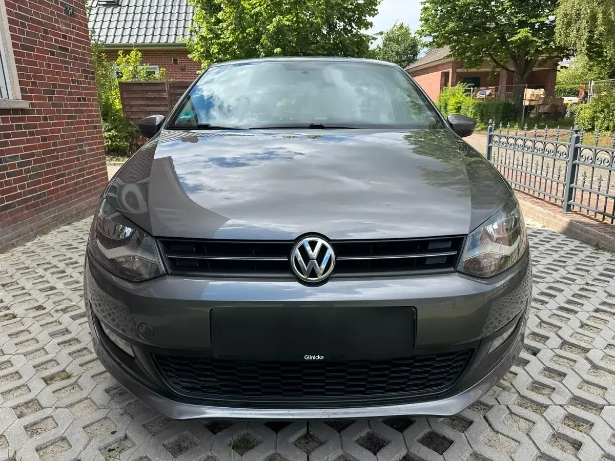 Gebraucht VW Polo 85 PS (62 kW) 2010 Grau Kleinwagen