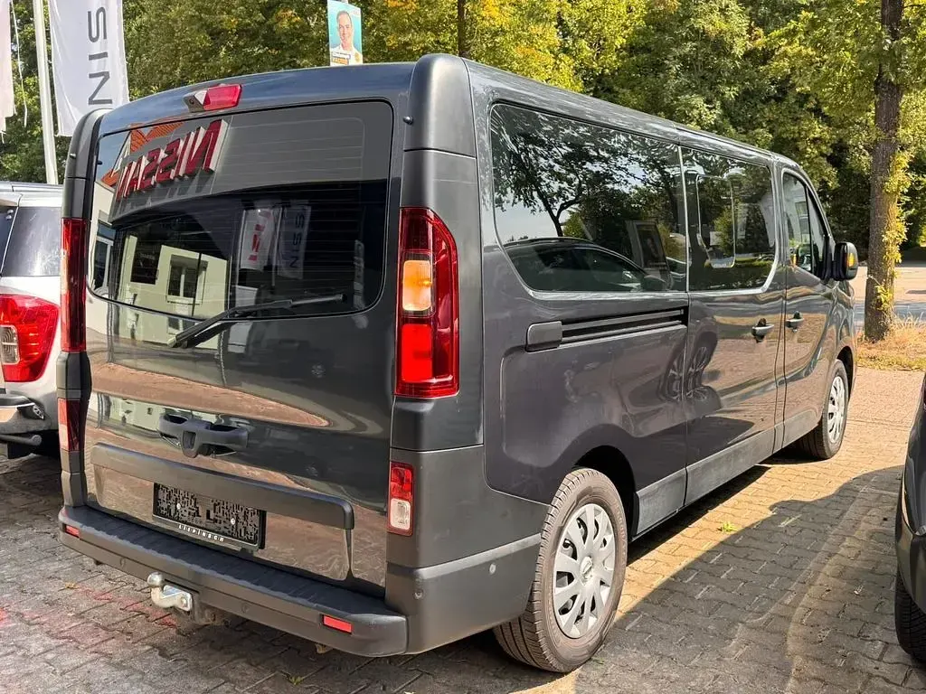 Gebraucht Nissan Primastar N-Connecta 150 PS (110 kW) 2022 Grau Van / Kleinbus