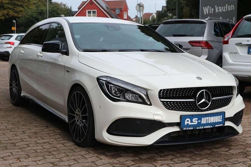 Calcitweiss/zirrusweiss Gebraucht 2017 Mercedes CLA200 AMG line Kombi | 13.900 € (Fairer Preis) - Bild 1/4
