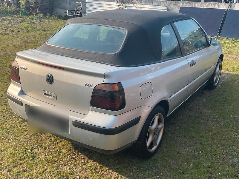Gebraucht VW Golf Cabriolet 110 PS (80 kW) 1999 Silber Cabrio