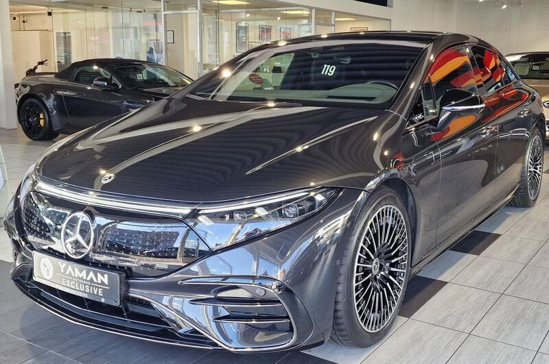 Grau Gebraucht 2022 Mercedes EQS580 AMG Line Premium Plus Limousine | 73.850 € (Superpreis) - Bild 1/4