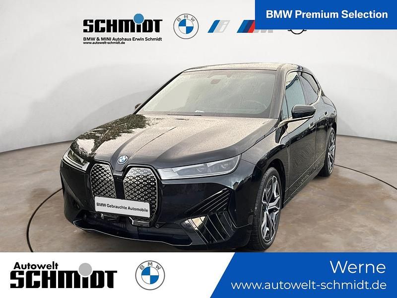 Saphirschwarz Gebraucht 2022 BMW iX Sport Line SUV | 49.790 € (Fairer Preis) - Bild 1/4