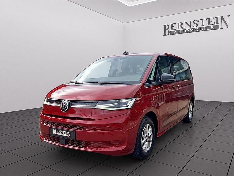 Gebraucht VW T7 Life 150 PS (110 kW) 2023 Rot Van