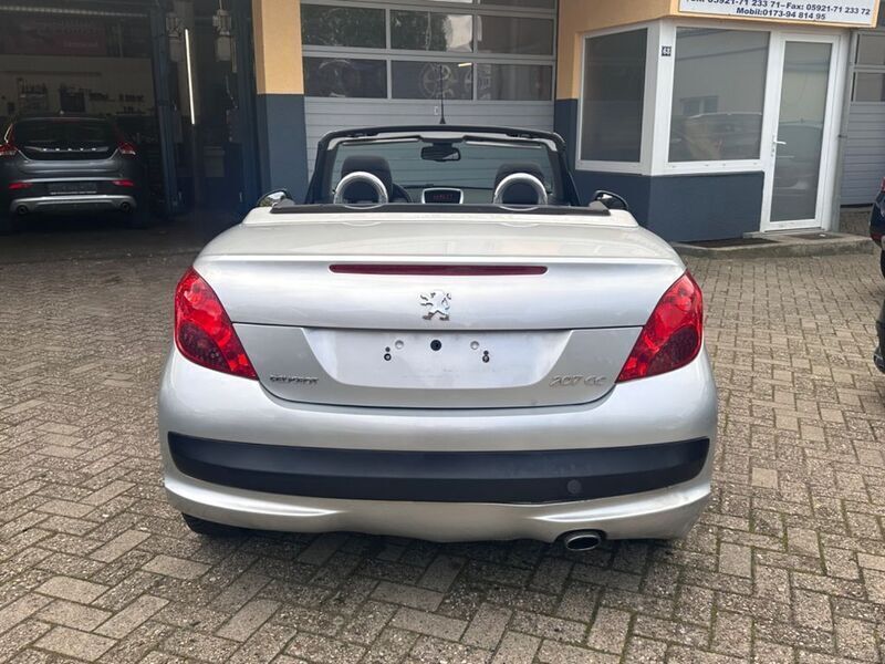 Gebraucht Peugeot 207 CC Sport 120 PS (88 kW) 2007 Grau Cabrio
