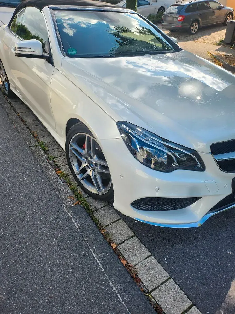 Gebraucht Mercedes E250 Elegance 204 PS (150 kW) 2013 Weiß Cabrio