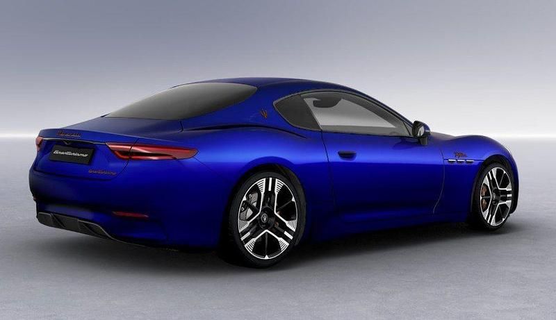 Neu Maserati Granturismo 559 kW (761 PS) 2026 Blau Coupé