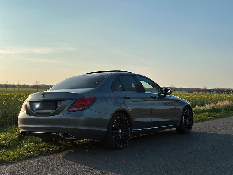 Gebraucht Mercedes C350e 280 PS (205 kW) 2017 Grau Limousine