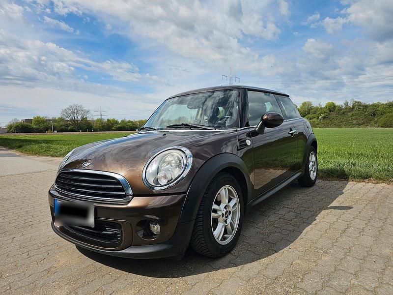 Usado Mini ONE 70 HP (51 kW) 2011 Castanho Citadino
