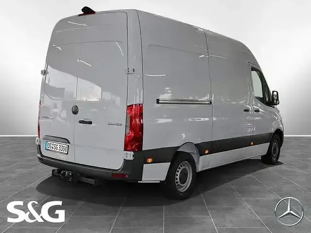 Używany Mercedes Sprinter 150 KM (110 kW) 2025 Andere Van