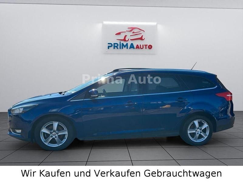 Gebraucht Ford Focus Titanium 120 PS (88 kW) 2015 Blau Limousine