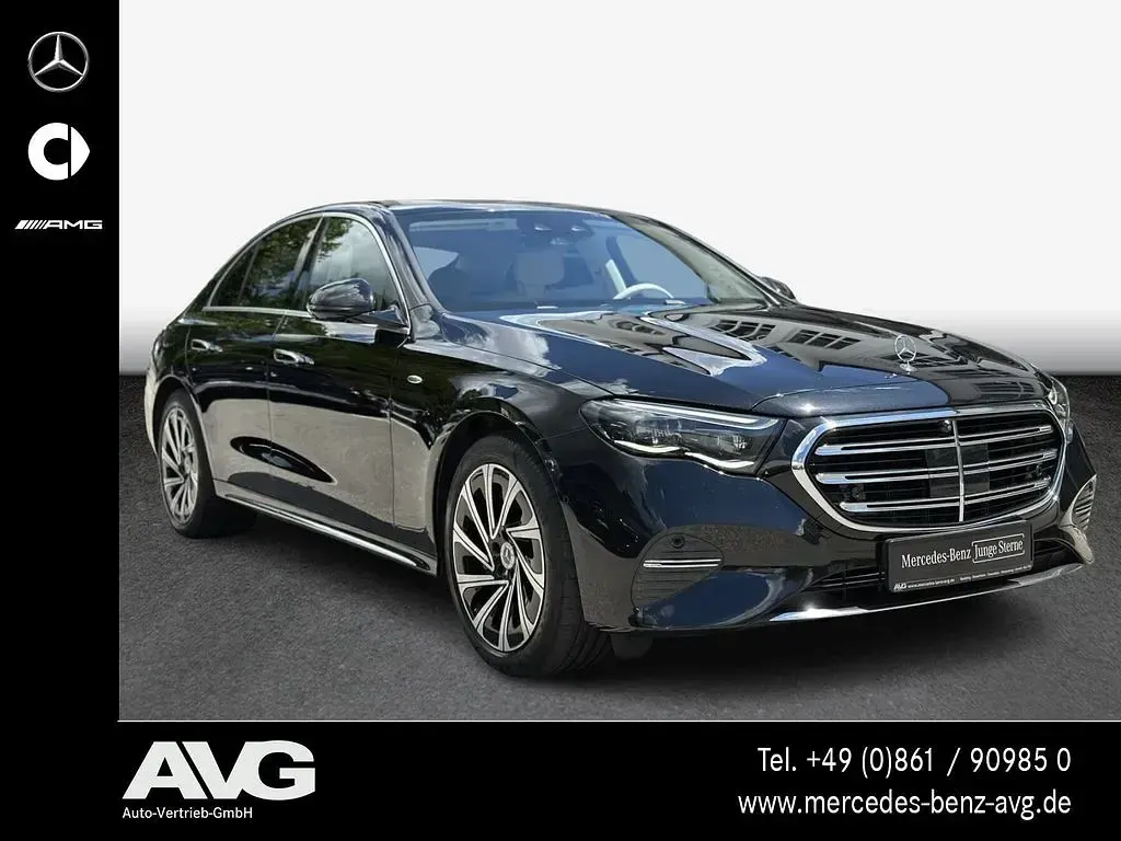 Gebraucht Mercedes E300 Premium 313 PS (230 kW) 2025 Lack obsidianschwarz Limousine