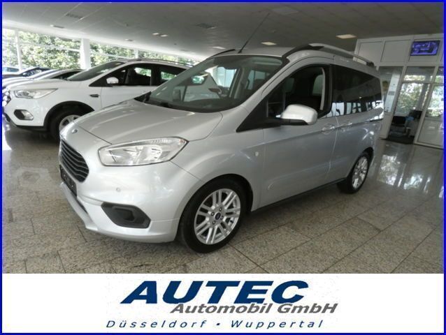 Silber, metallic Gebraucht 2019 Ford Transit Tourneo Titanium Van / Kleinbus | 11.285 € - Bild 1/4