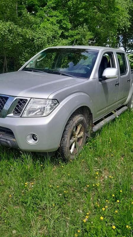Silber Gebraucht 2013 Nissan Navara SE Abholung | 12.250 € (Guter Preis) - Bild 1/4