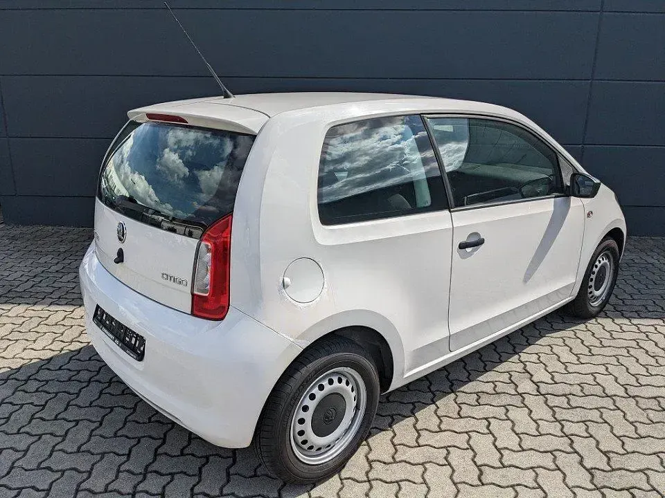 Gebraucht Skoda Citigo Active 60 PS (44 kW) 2012 Candyweiss Kleinwagen