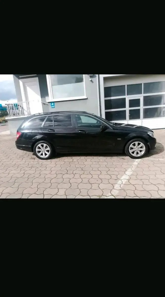 Usata Mercedes C220 170 CV (125 kW) 2010 Nero Station wagon