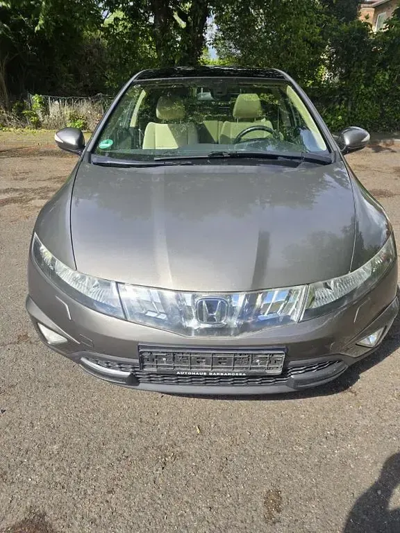 Gebraucht Honda Civic Executive 140 PS (102 kW) 2007 Braun Limousine
