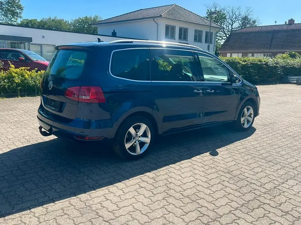 Gebraucht VW Sharan Highline 170 PS (125 kW) 2011 Blau Van / Kleinbus