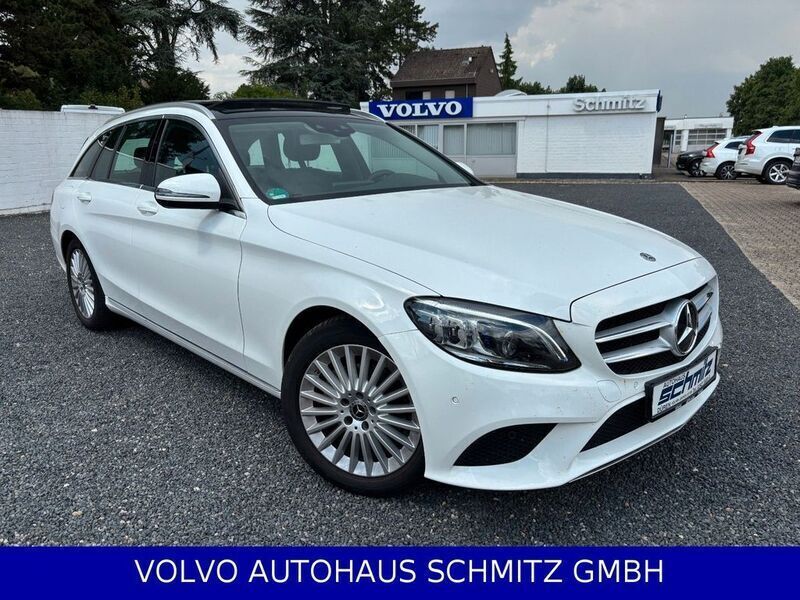 Weiß Gebraucht 2019 Mercedes C180 Avantgarde Limousine | 23.990 € (Superpreis) - Bild 1/4