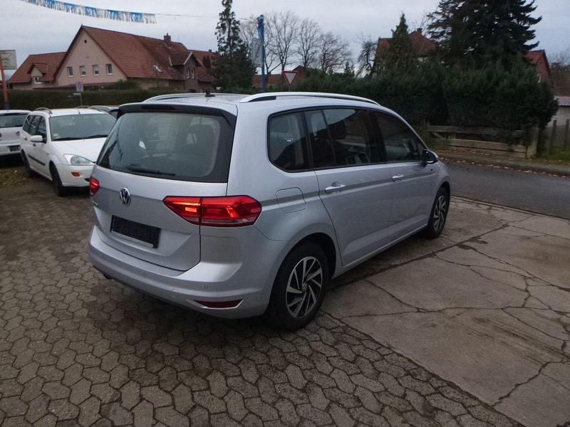 Gebraucht VW Touran Join 116 PS (85 kW) 2018 Silber Van / Kleinbus