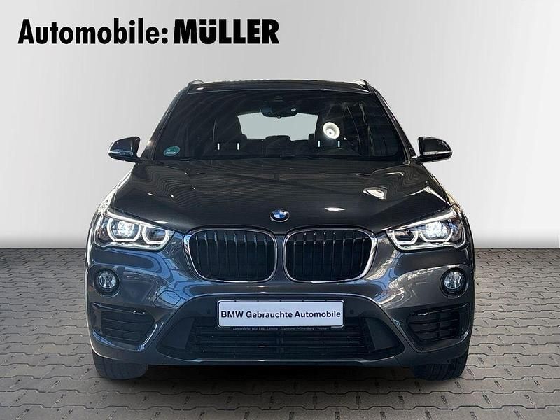 Gebraucht BMW X1 Sport Line 150 PS (110 kW) 2017 Grau SUV