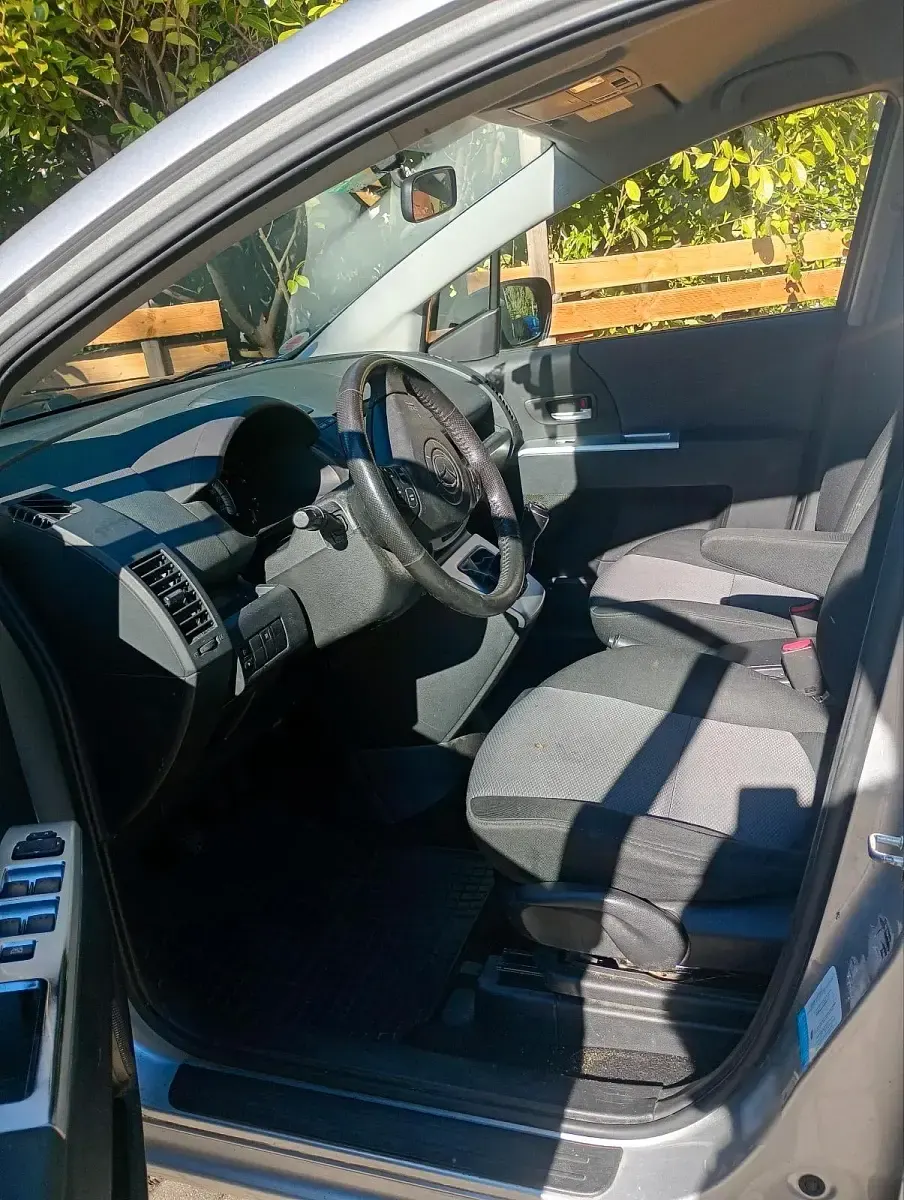 Gebraucht Mazda 5 142 PS (104 kW) 2006 Grau Van / Kleinbus