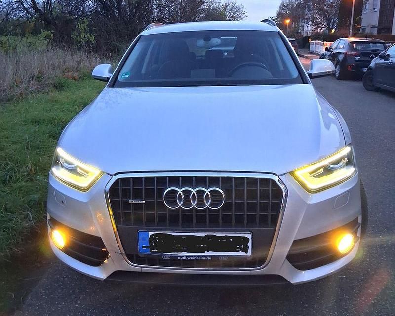 Silber Gebraucht 2012 Audi Q3 Ambiente SUV | 9.200 € (Etwas zu teuer) - Bild 1/4