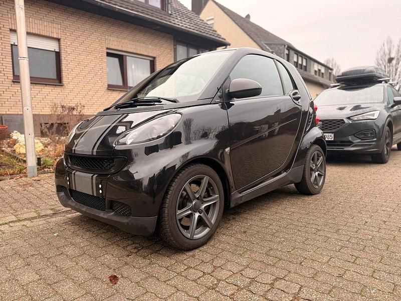 Schwarz Gebraucht 2010 Smart ForTwo Coupé Passion Coupé | 6.000 € - Bild 1/4